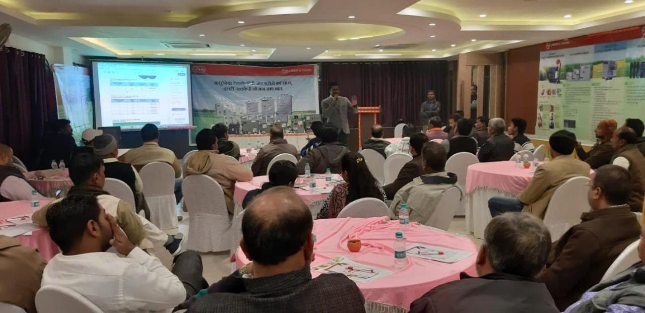 Hotel Yash Inn Mirzāpur Exterior foto