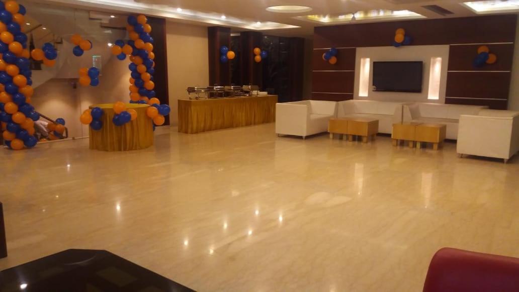 Hotel Yash Inn Mirzāpur Exterior foto